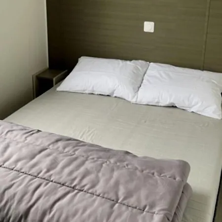 Confort 4 Pers Avec Terrasse - Api-1-52-866 营地 *